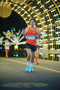 BIB: 0000, 600, 000, 43403
                            <button type="button" onclick="openModal(22819450)" class="btn btn-primary btn-sm float-right btn-popup" data-toggle="modal" data-target=".modal-high-quality">
                        <i class="fas fa-shopping-cart"></i> Add to Cart
                    </button>
                                            <button type="button" onclick="isThisMe(22819450, true)" class="btn btn-success btn-sm float-right btn-popup btn-isme hidden" data-toggle="tooltip" data-placement="bottom" title="นี่คือรูปของคุณใช่ไหม คลิกที่นี่เพื่อเอาเข้าอัลบั้ม">
                        <i class="fas fa-plus"></i> Add to album
                    </button>
                    <button type="button" onclick="isThisMe(22819450, false)" class="btn btn-warning btn-sm float-right btn-popup btn-isnotme hidden">
                        <i class="fas fa-ban"></i> Remove from album
                    </button>